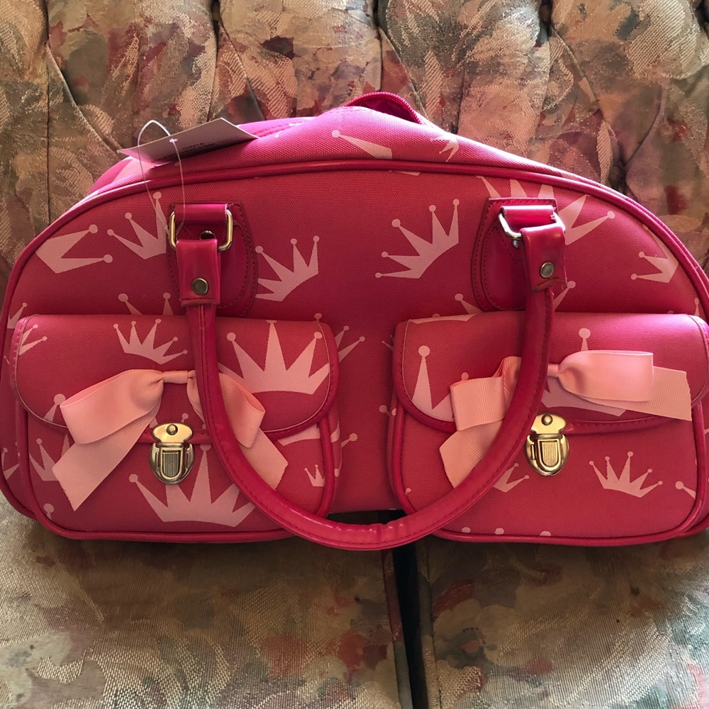 Crown Carry Bag NEW Never used
